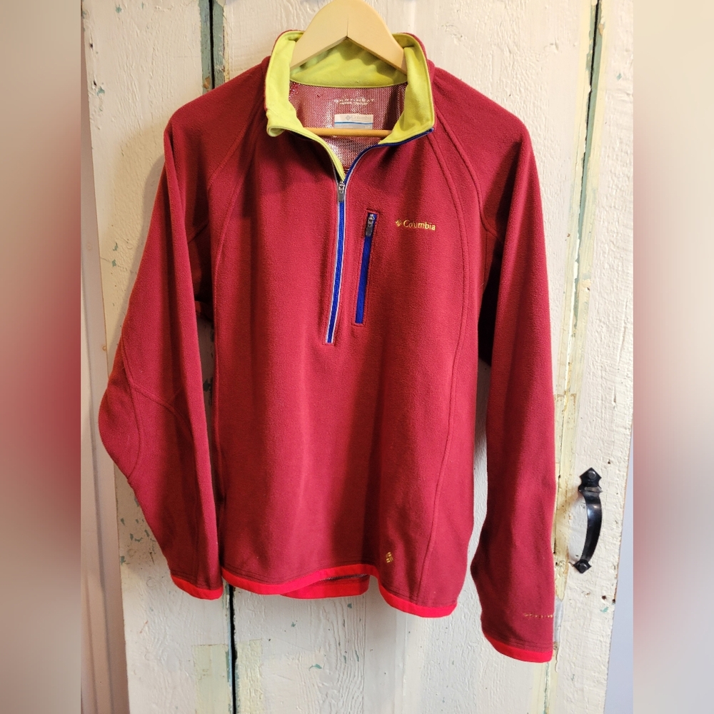 Unisex Columbia Red Omniheat Fleece Zip-up *Two Small Holes